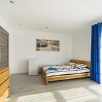 Biala Mewa ホームステイ *